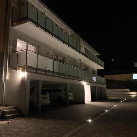4 * Wohnung Spa Whirlpool & Sauna In Seenaehe 普莱因费尔德 外观 照片