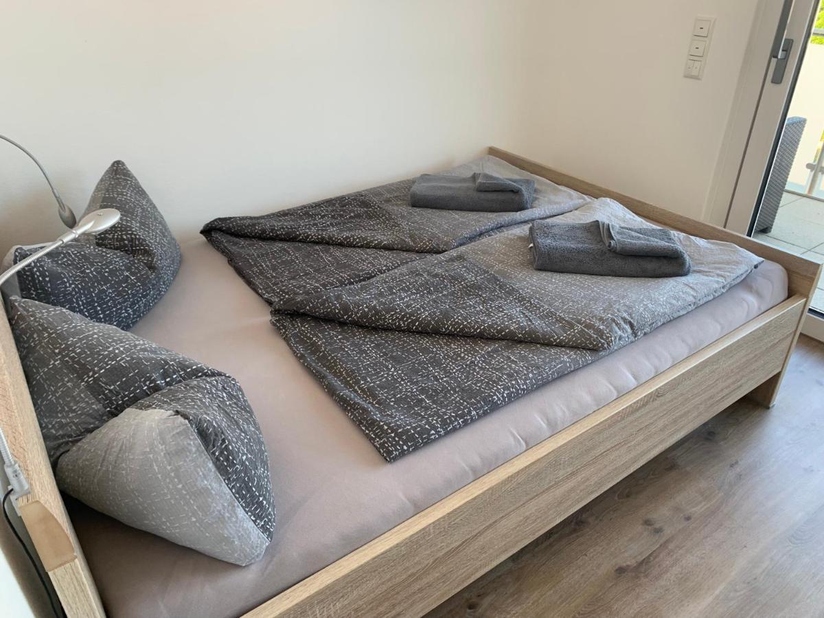 4 * Wohnung Spa Whirlpool & Sauna In Seenaehe 普莱因费尔德 外观 照片