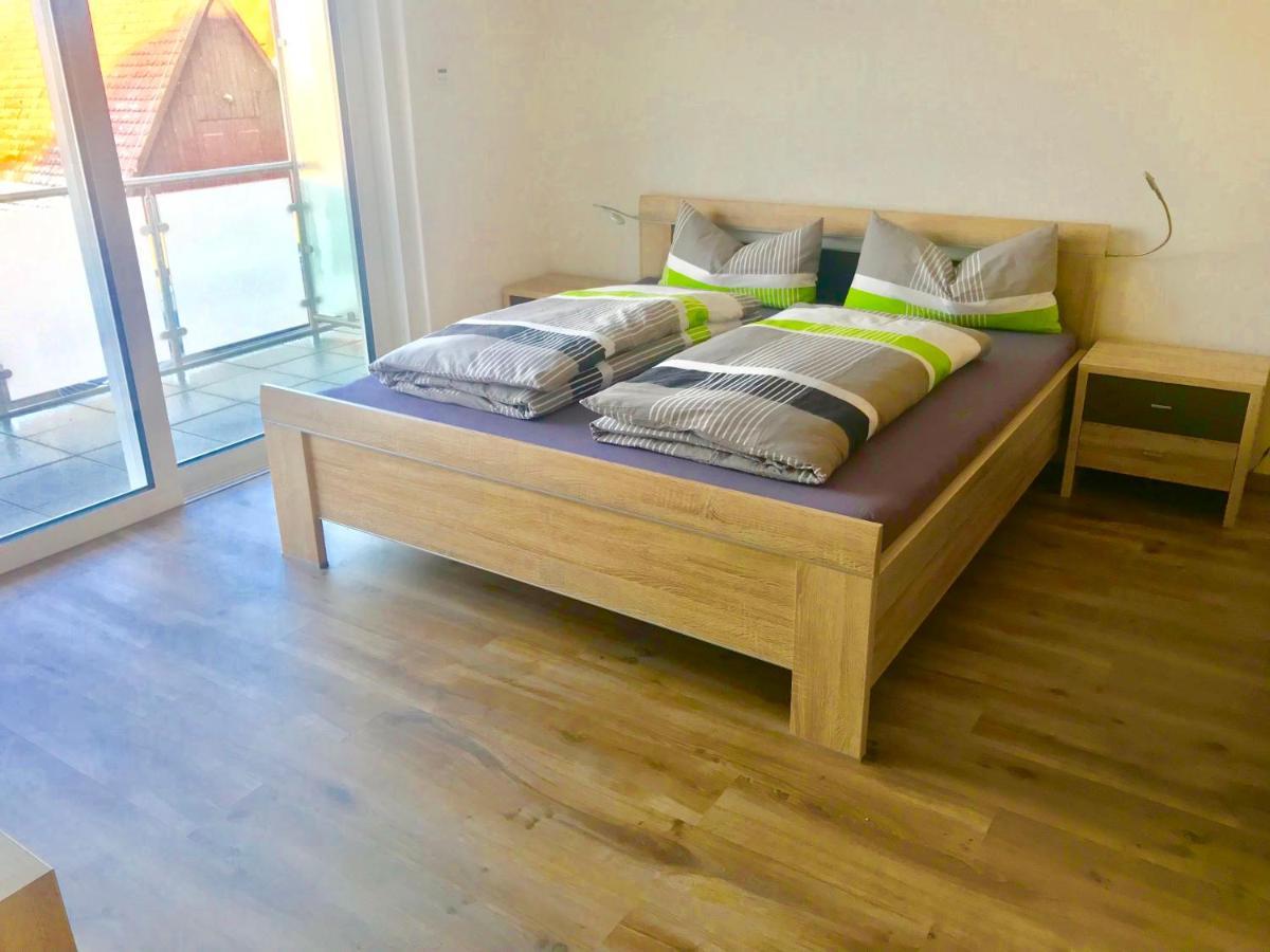 4 * Wohnung Spa Whirlpool & Sauna In Seenaehe 普莱因费尔德 外观 照片