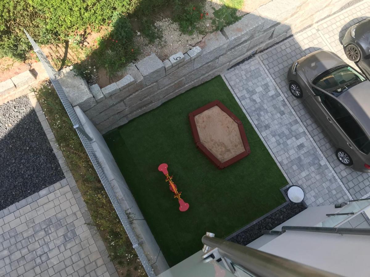 4 * Wohnung Spa Whirlpool & Sauna In Seenaehe 普莱因费尔德 外观 照片