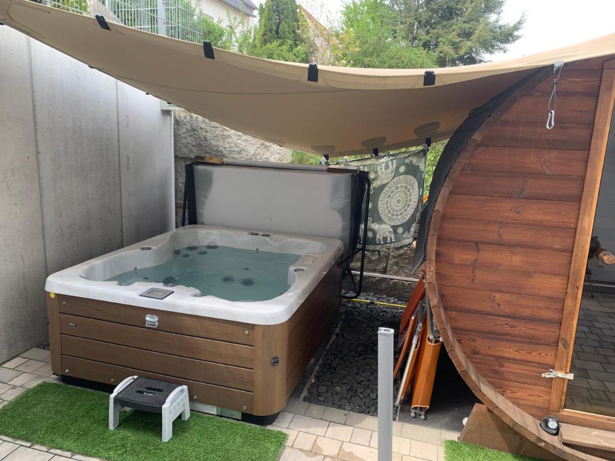 4 * Wohnung Spa Whirlpool & Sauna In Seenaehe 普莱因费尔德 外观 照片